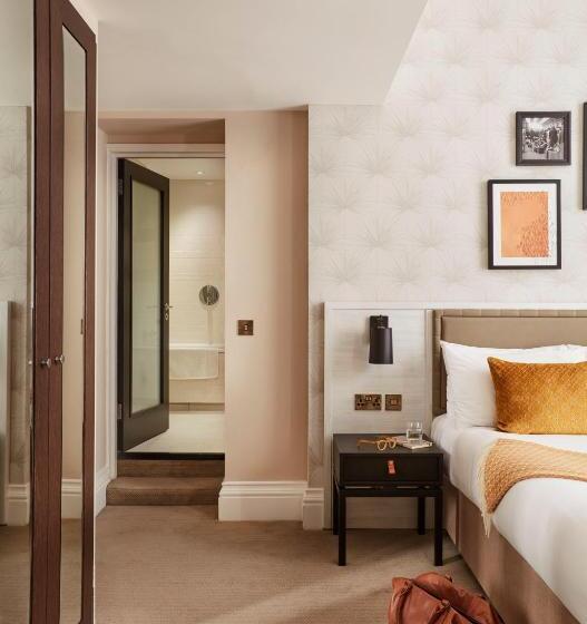 Quarto Superior Cama King, The Clermont London Victoria