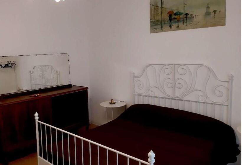 اتاق استاندارد, Villa Dietro La Luna