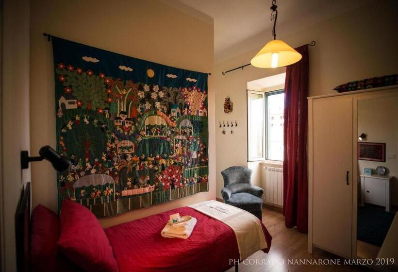 اتاق یک تخته با چشم‌انداز باغ, La Rocca Mia House B&b