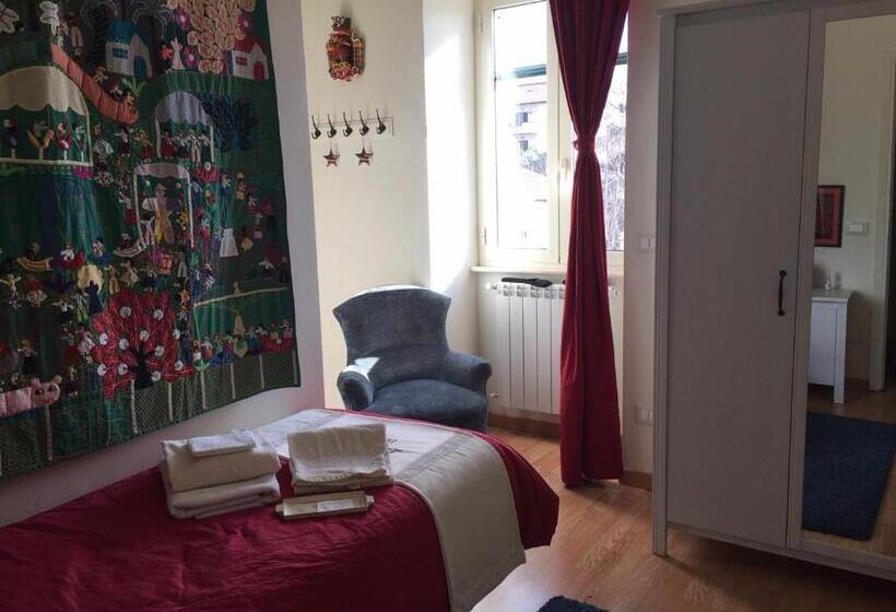 Одноместный Номер Вид на Сад, La Rocca Mia House B&b