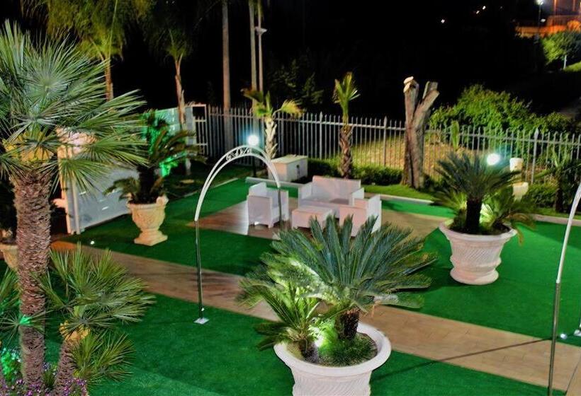 Полулюкс с Балконом, Il Postiglione Hotel   Sala Ricevimenti Minturno