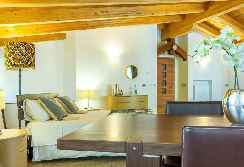 Люкс Повышенной Комфортности, B&b Alla Loggia Dell Imperatore