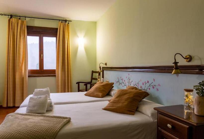 اتاق استاندارد با بالکن, Balneario Rio Pambre