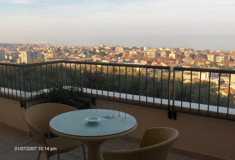 سوئیت جونیور با تخت بزرگ, Villa Maria Hotel & Spa