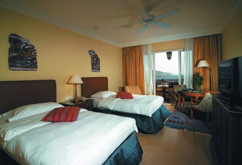 اتاق سوپریور با چشم‌انداز دریا, Movenpick Resort & Residences Aqaba
