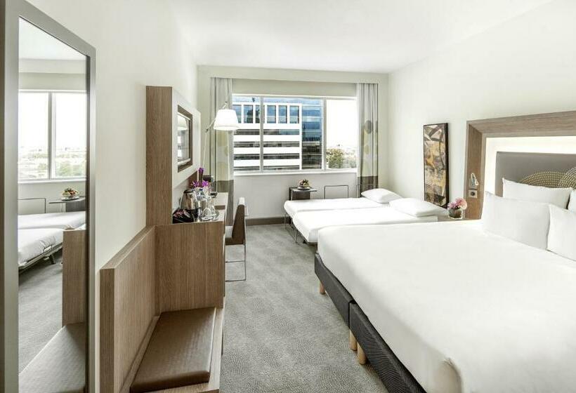 Семейный Номер Superior, Novotel World Trade Centre Dubai