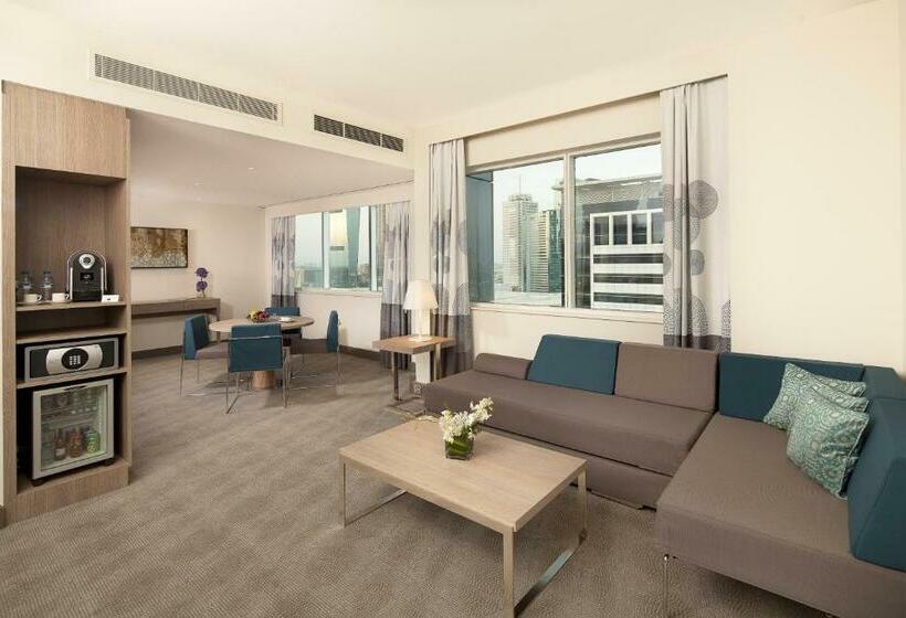 Люкс Executive Кровать Кинг, Novotel World Trade Centre Dubai