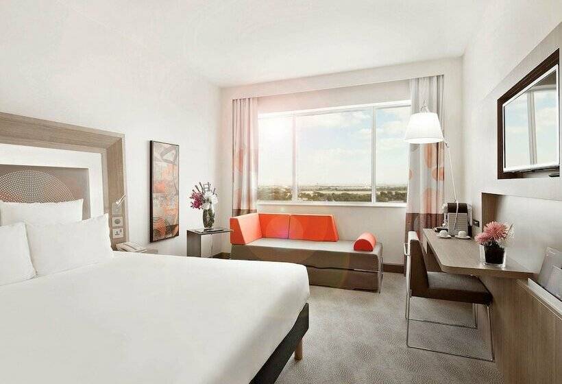 Номер Executive, Novotel World Trade Centre Dubai