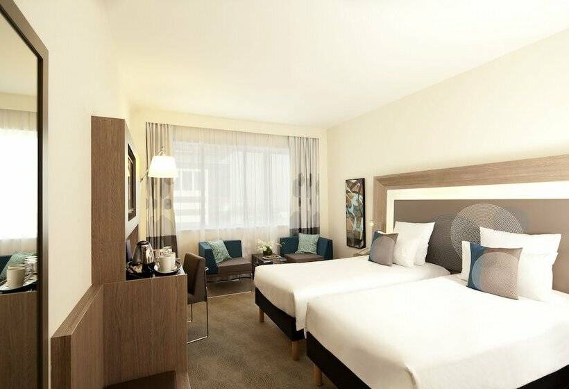 Номер Superior, Novotel World Trade Centre Dubai