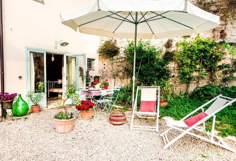 Номер Стандарт, Bioagriturismo Podere Montisi
