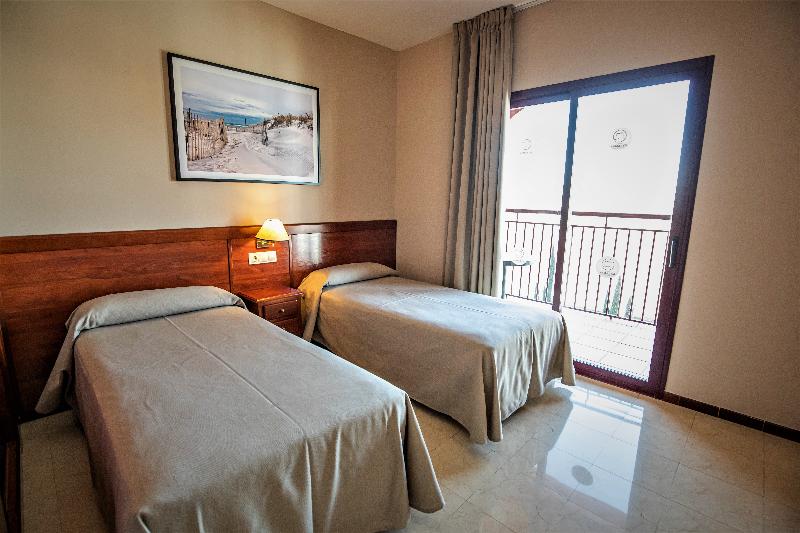 Apartamento 2 Dormitórios, Ilunion Miramar