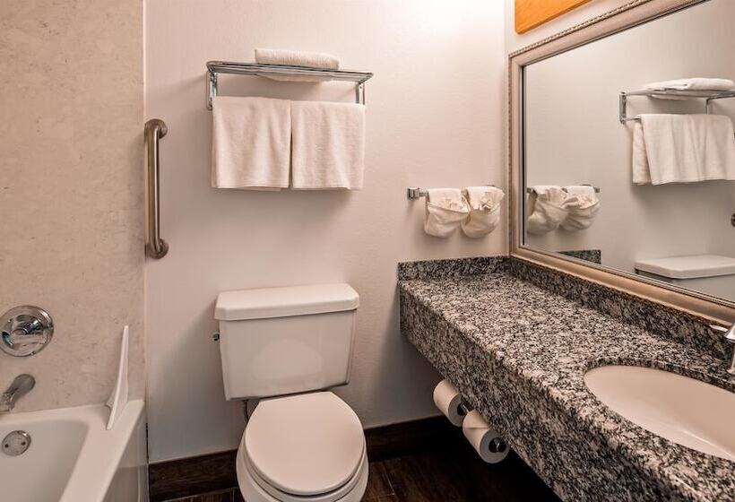 Номер Стандарт 2 Двуспальные Кровати, Best Western Valdez Harbor Inn