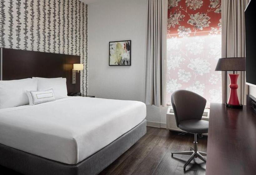 带大床的标准间, Fairfield Inn & Suites By Marriott Washington Downtown