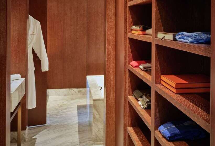 Номер Стандарт, Hilton London Paddington