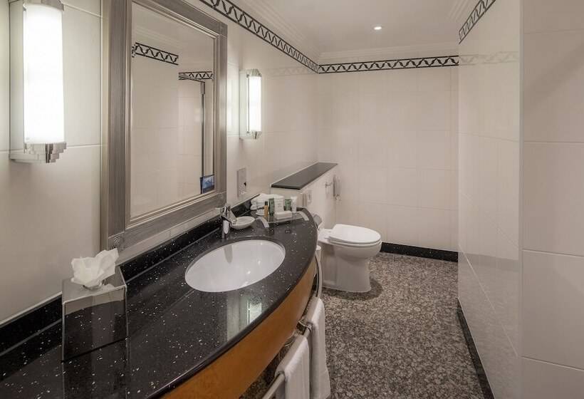 Номер Deluxe, Hilton London Paddington
