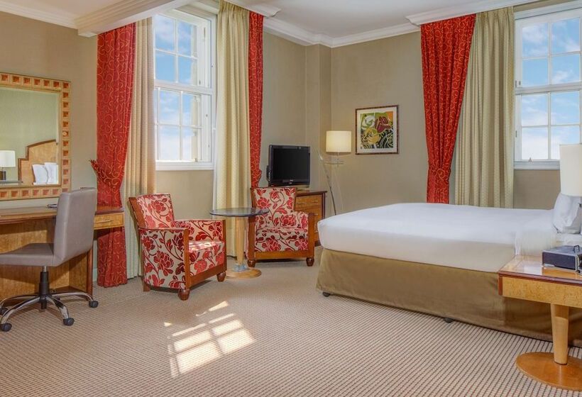 Семейный Номер, Hilton London Paddington