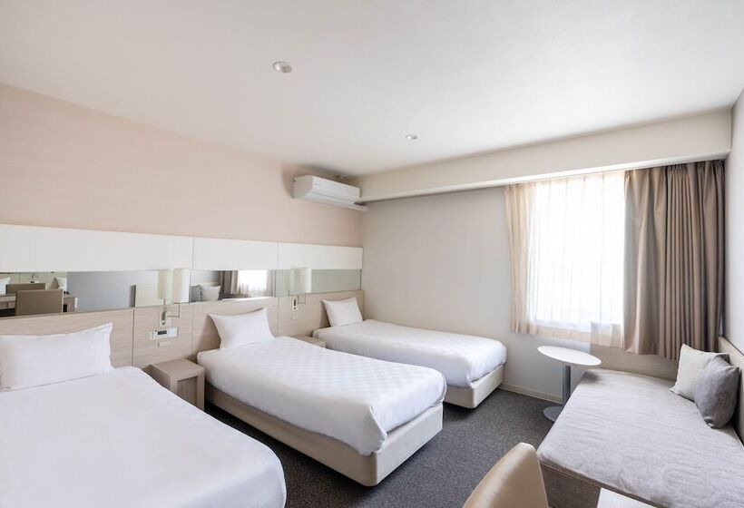 Номер Superior, Ibis Styles Osaka Namba