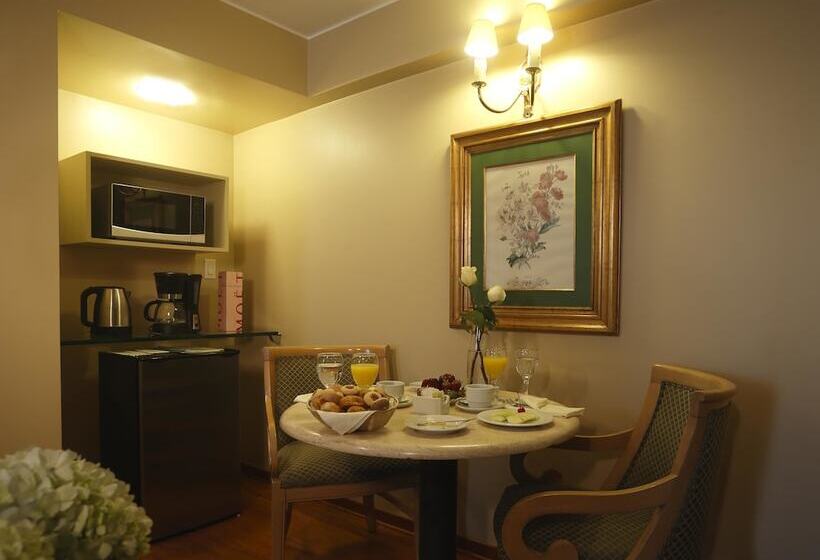 سوییت جونیور, Suites Del Bosque