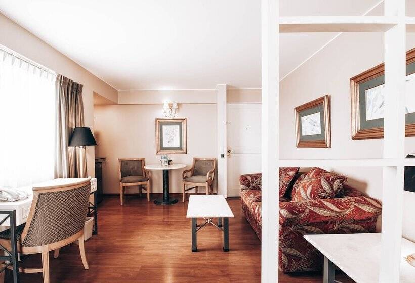 سوئیت جونیور با تخت بزرگ, Suites Del Bosque