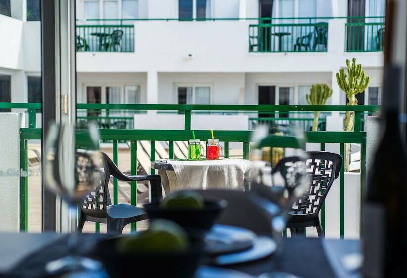 プールの見える１ベッドルームアパートメント, Dunas Club Hotel & Apartamentos