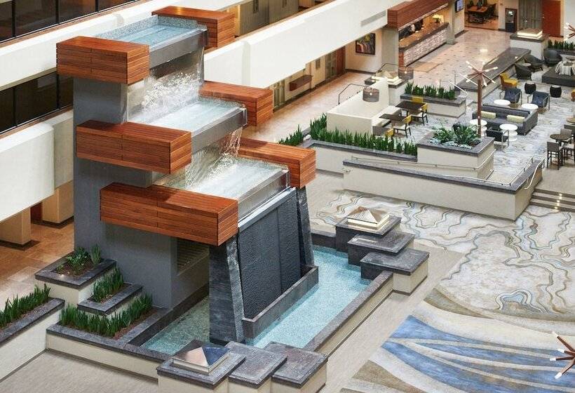 Номер Стандарт, Doubletree By Hilton Fresno Convention Center