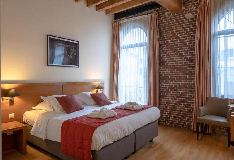 Номер Deluxe, Ghent River