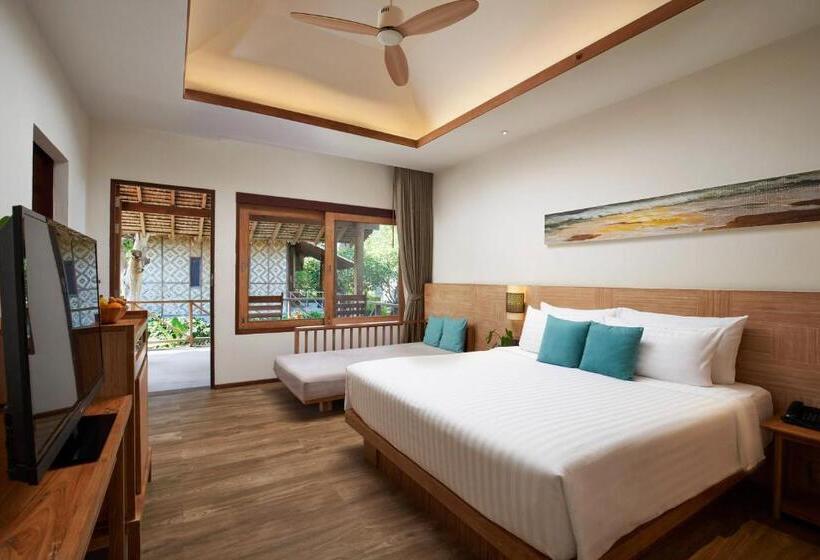 Семейное Бунгало, Saii Phi Phi Island Village