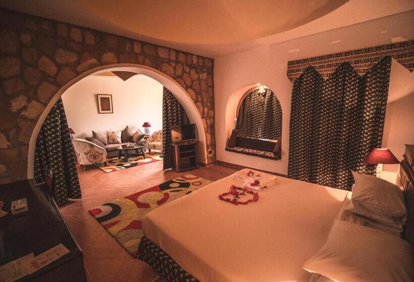 سوئیت پرزیدنت, Seti Abu Simbel Lake Resort