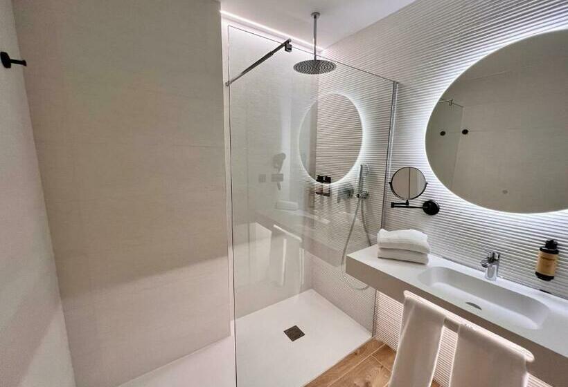 Quarto Estandar, Primavera Park 4* Sup