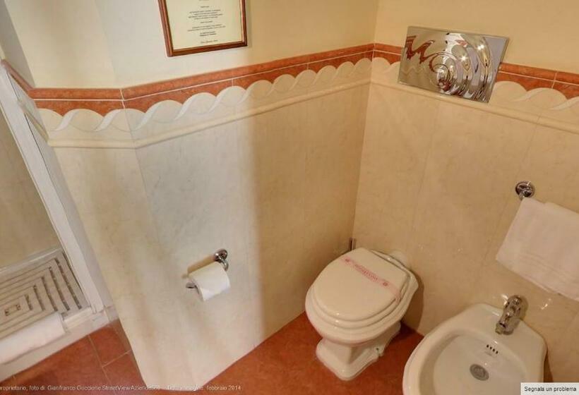 اتاق استاندارد چهارنفره با بالکن, B&b Conte Ruggero