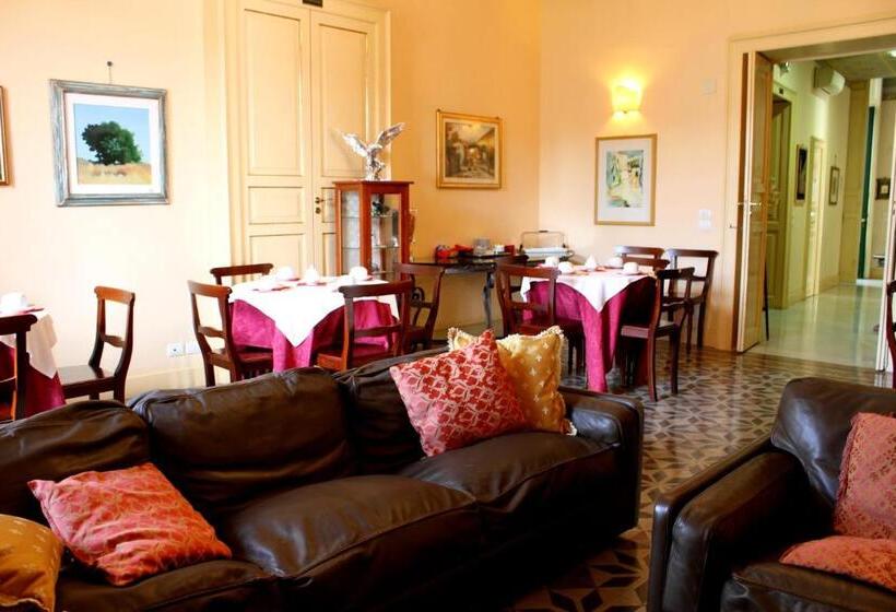 اتاق استاندارد سه تخته با بالکن, B&b Conte Ruggero