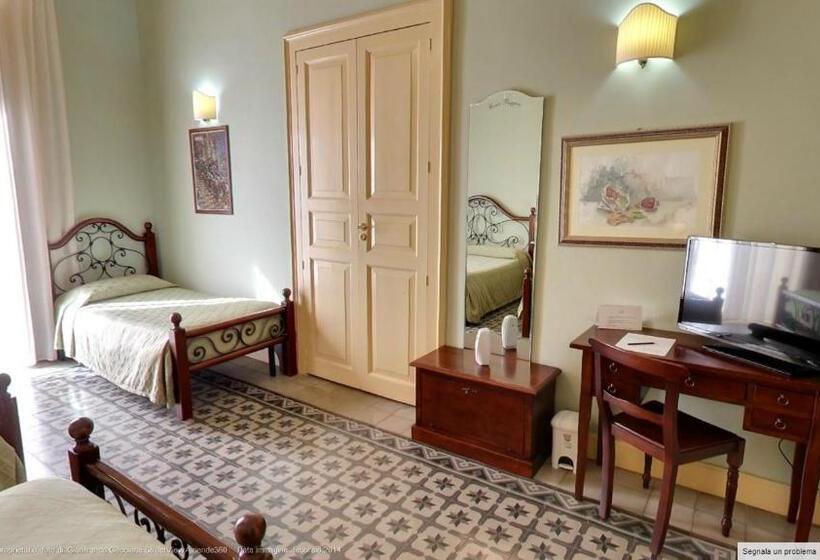 اتاق استاندارد سه تخته با بالکن, B&b Conte Ruggero