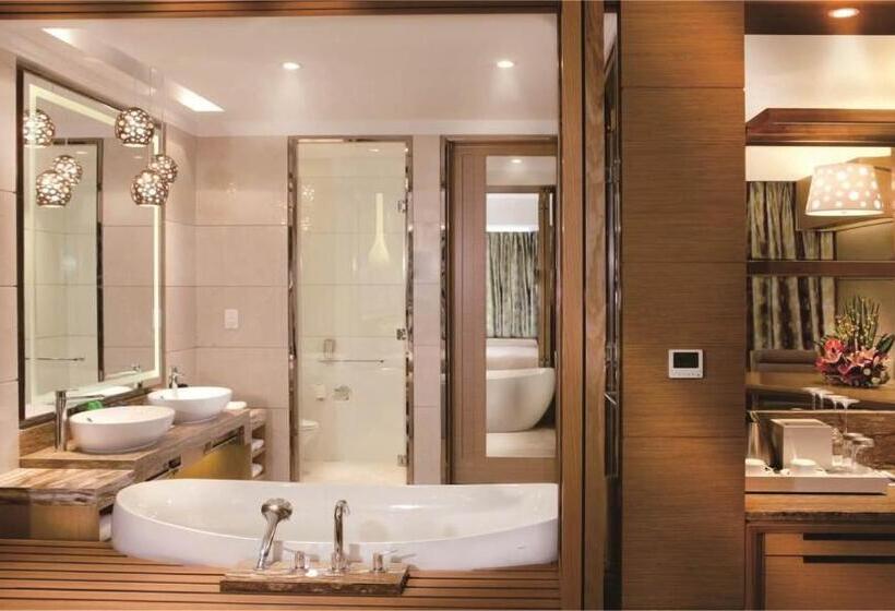 اتاق پرمیوم, Huidong Regal Palace Resort