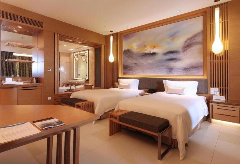 اتاق پرمیوم با چشم‌انداز دریا, Huidong Regal Palace Resort