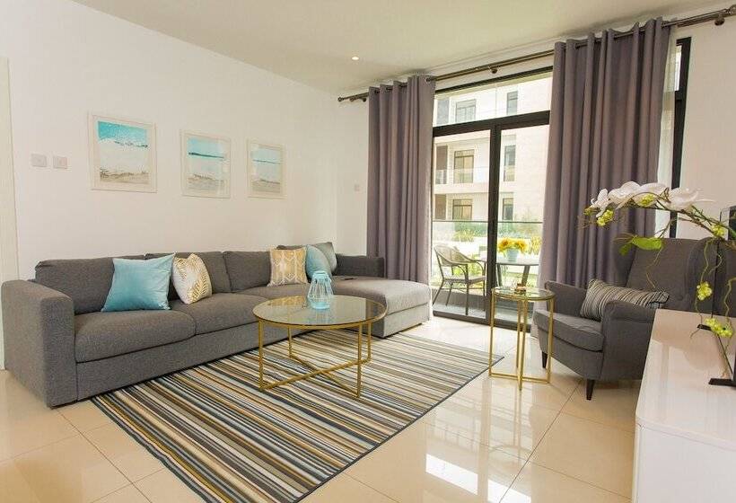 آپارتمان مدیریتی 2 خوابه, Accra Luxury Apartments Cantonments