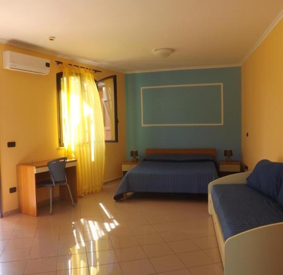 اتاق کلاسیک چهارنفره, Ristorante Al Canto Delle Sirene