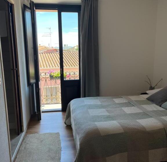 Номер Стандарт с Балконом, Is Scabas Guestrooms