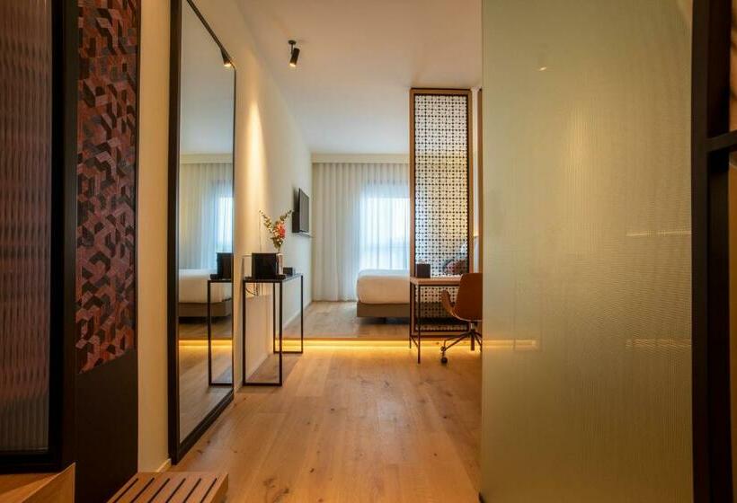 Номер Deluxe, Paxton Barcelona