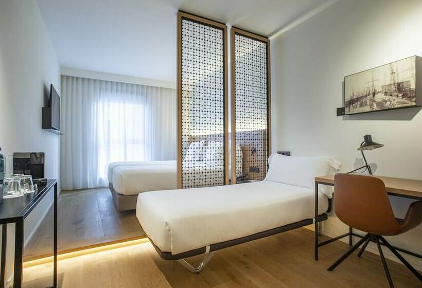 Трехместный Номер Deluxe, Paxton Barcelona