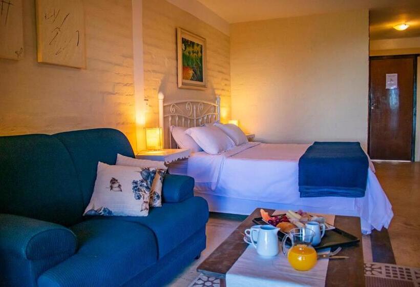 Suite com Varanda, Pousada Villaserrana