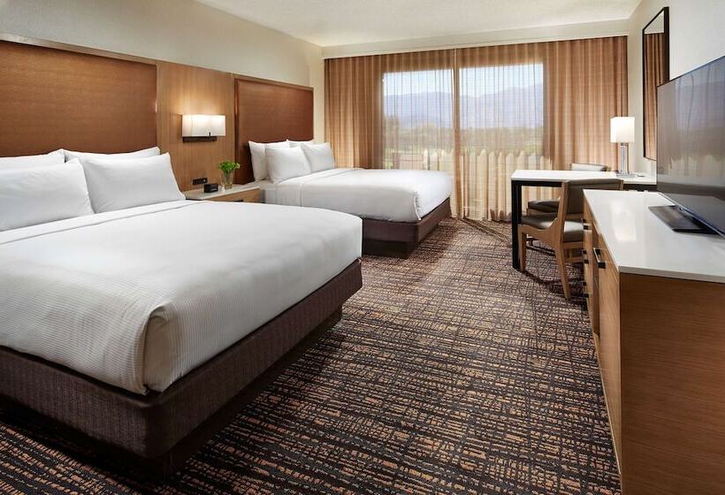 Номер Стандарт 2 Двуспальные Кровати, Doubletree By Hilton Hotel Golf Resort Palm Springs