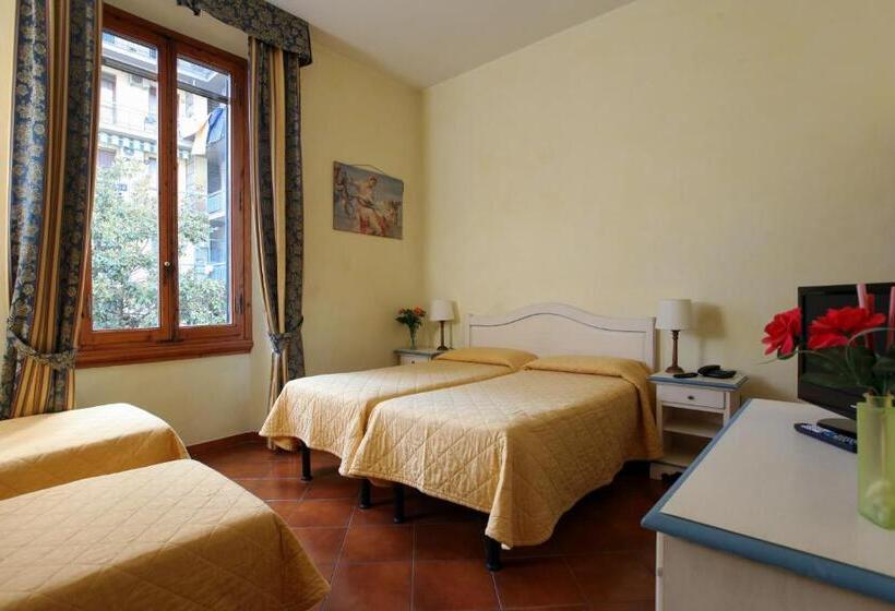 اتاق استاندارد چهار تخته, Bologna