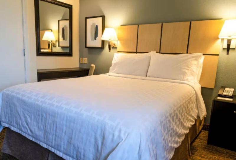标准工作室, Candlewood Suites East Lansing, An Ihg