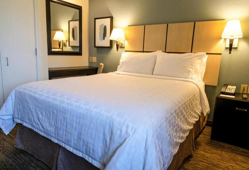 标准工作室, Candlewood Suites East Lansing, An Ihg