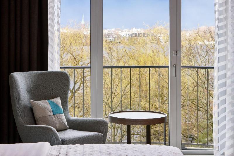 带观景的豪华间, Le Méridien Hamburg