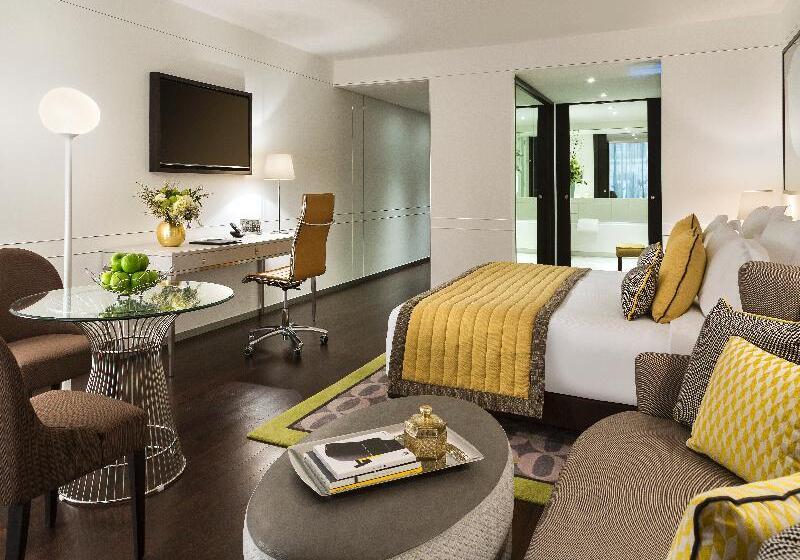 Номер Deluxe, Park Grand Hyde Park