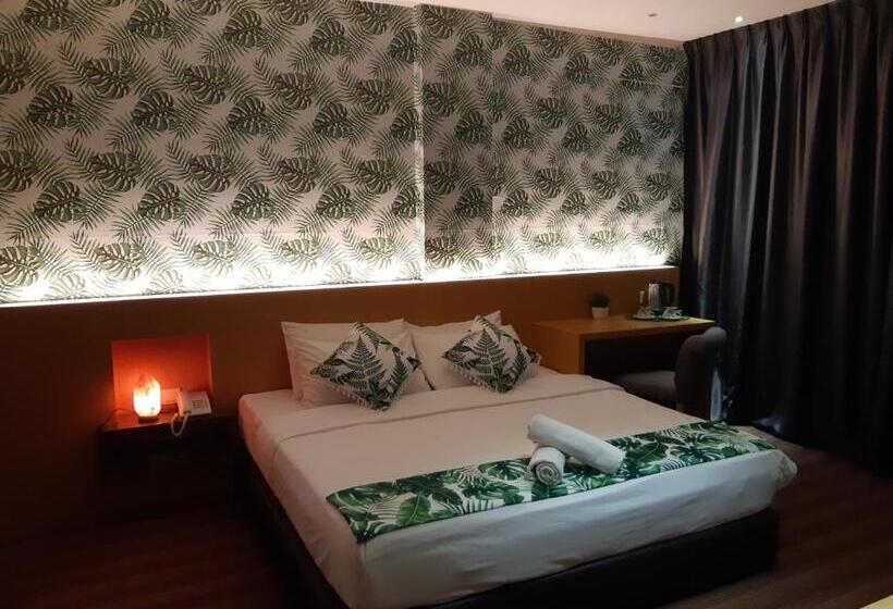 سوییت لوکس, Grandeur Hotel And Spa