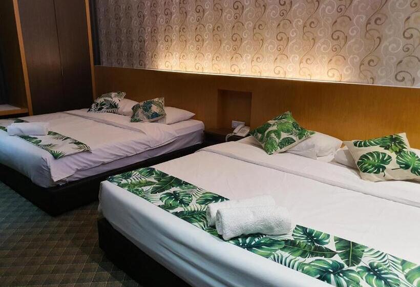 سوییت خانوادگی, Grandeur Hotel And Spa