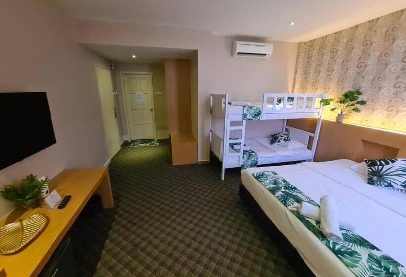 سوئیت جونیور خانوادگی, Grandeur Hotel And Spa