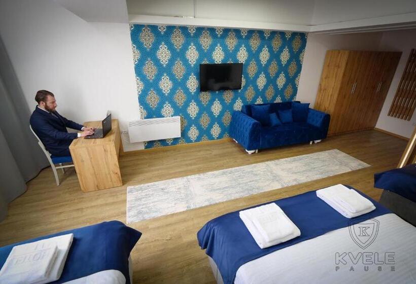 اتاق لوکس چهار تخته, Motel Kvele
